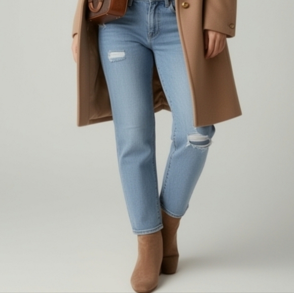 Celebrity Pink Distressed Straight Leg Jeans - Light Blue Size 7/28 - Picture 12 of 13